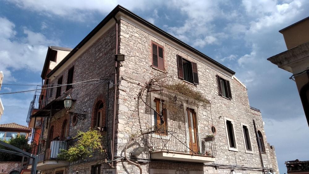 B&B Le 4 Fontane Таормина Екстериор снимка